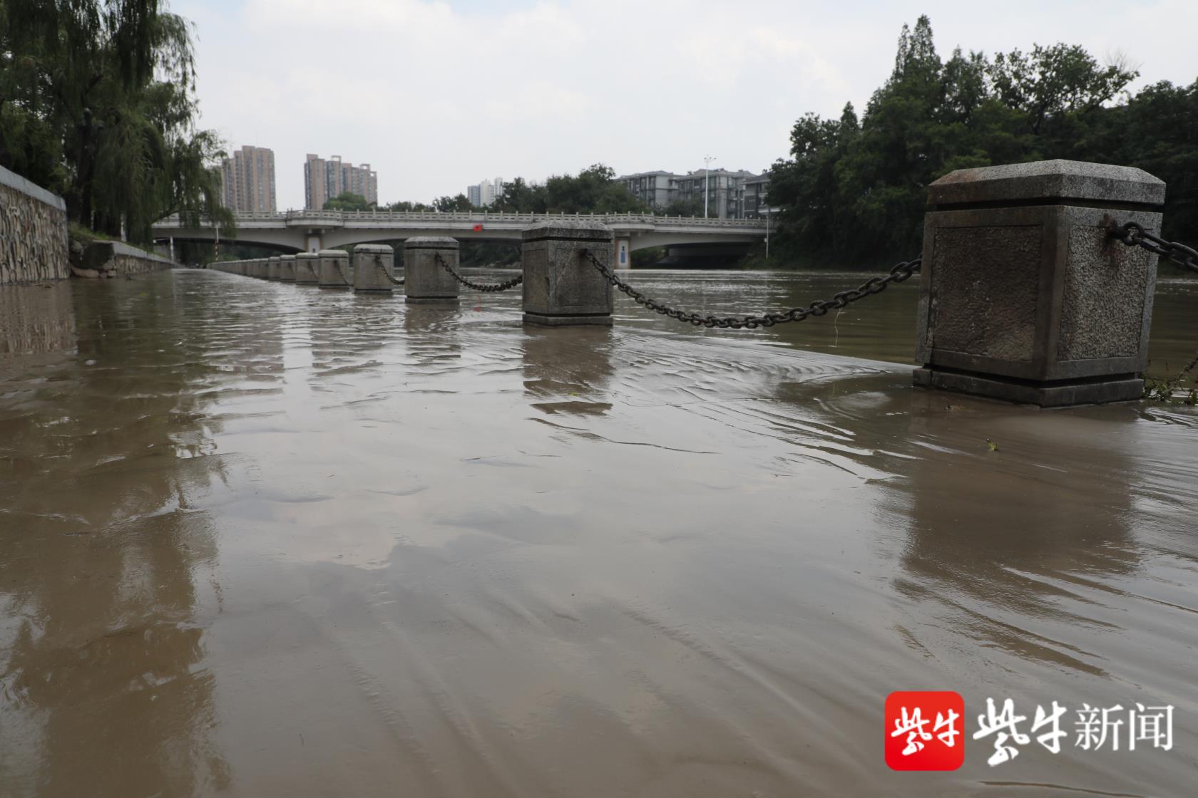 2500多年的世界首条人工河成为市民汛期看水"网红河"