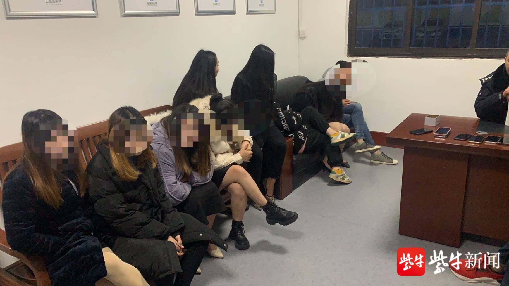建湖警方开展行业场所集中清查,查处治安案件16起,停业整顿2家!