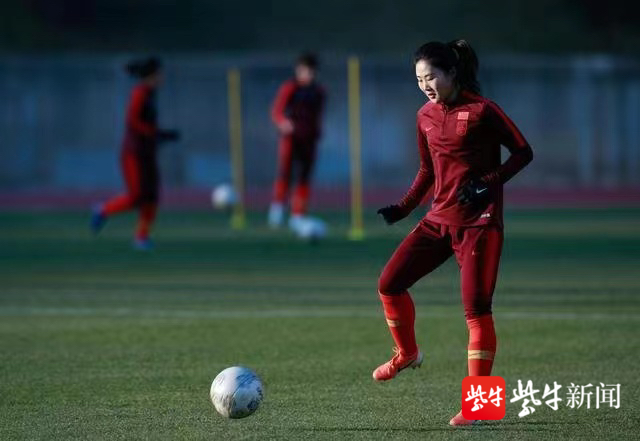 国家女足晋级东京奥运会! 2名江苏大学姑娘在赛场上绽放风采