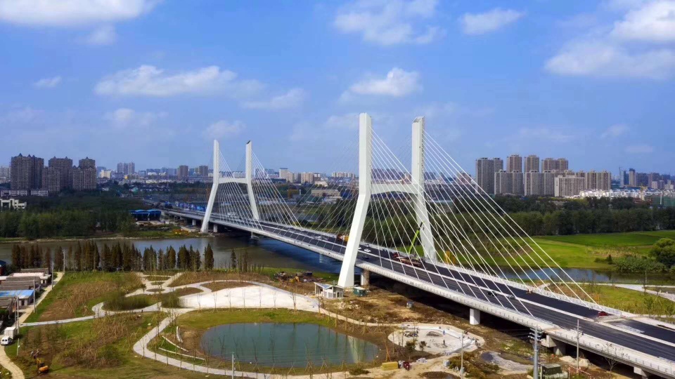一桥跨两河,东台海陵大桥26日通车