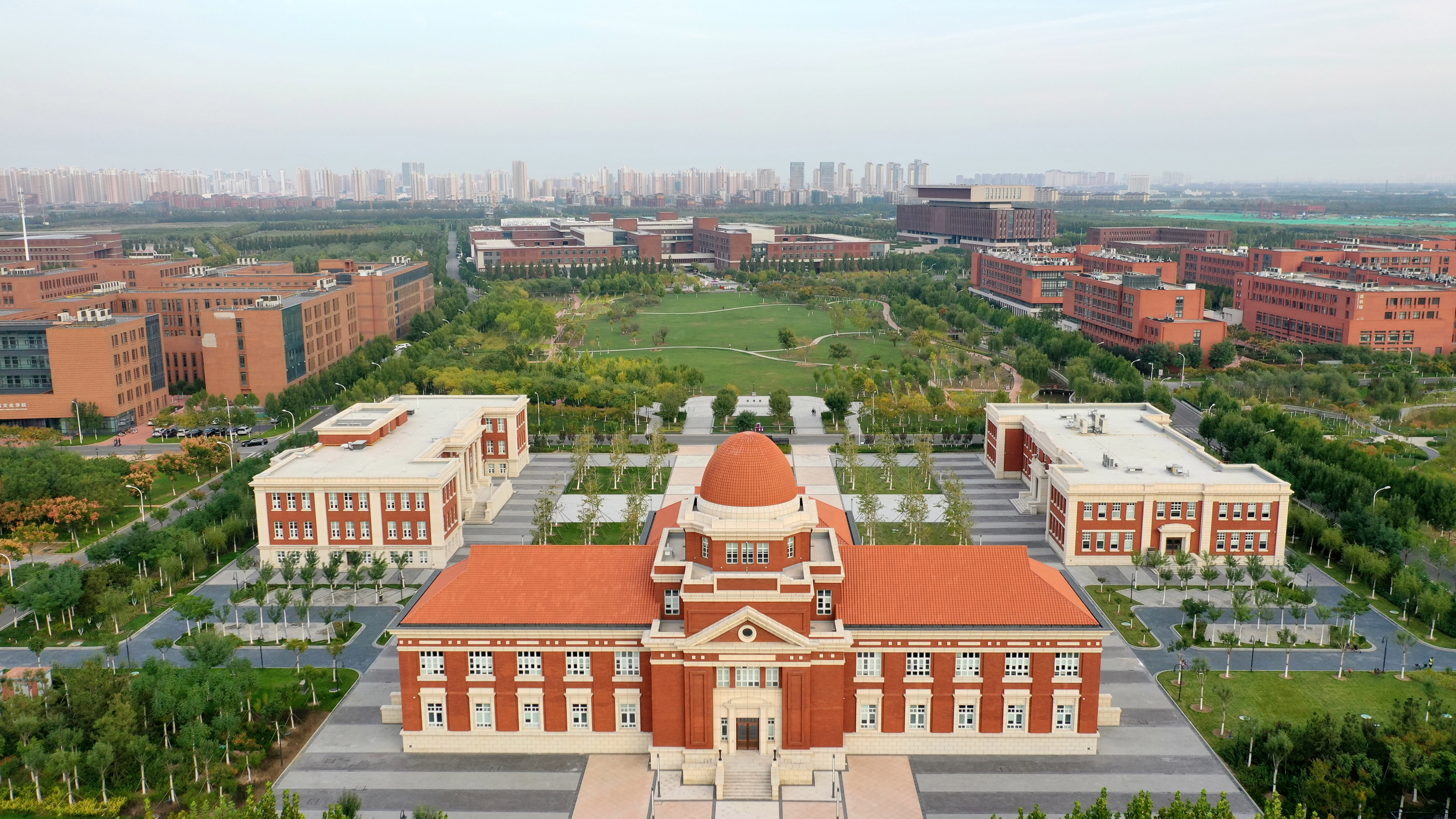 南开大学津南校区一景(10月15日无人机拍摄).