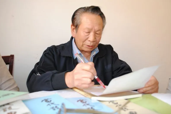 著名诗人,山西大学原副校长李旦初逝世,享年86岁