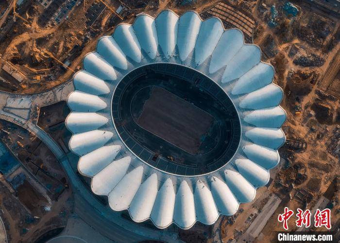 西安奥体中心体育场鸟瞰图. 中建二局供图