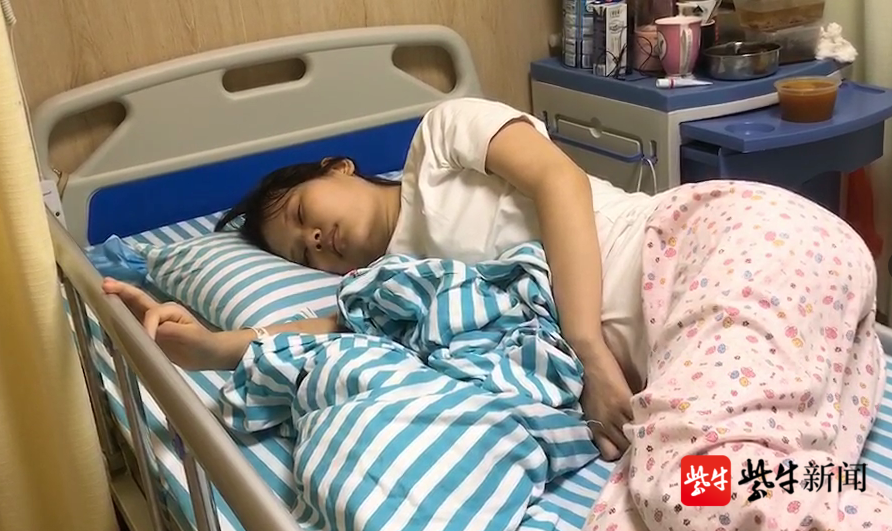 正在医院接受化疗的梦梦