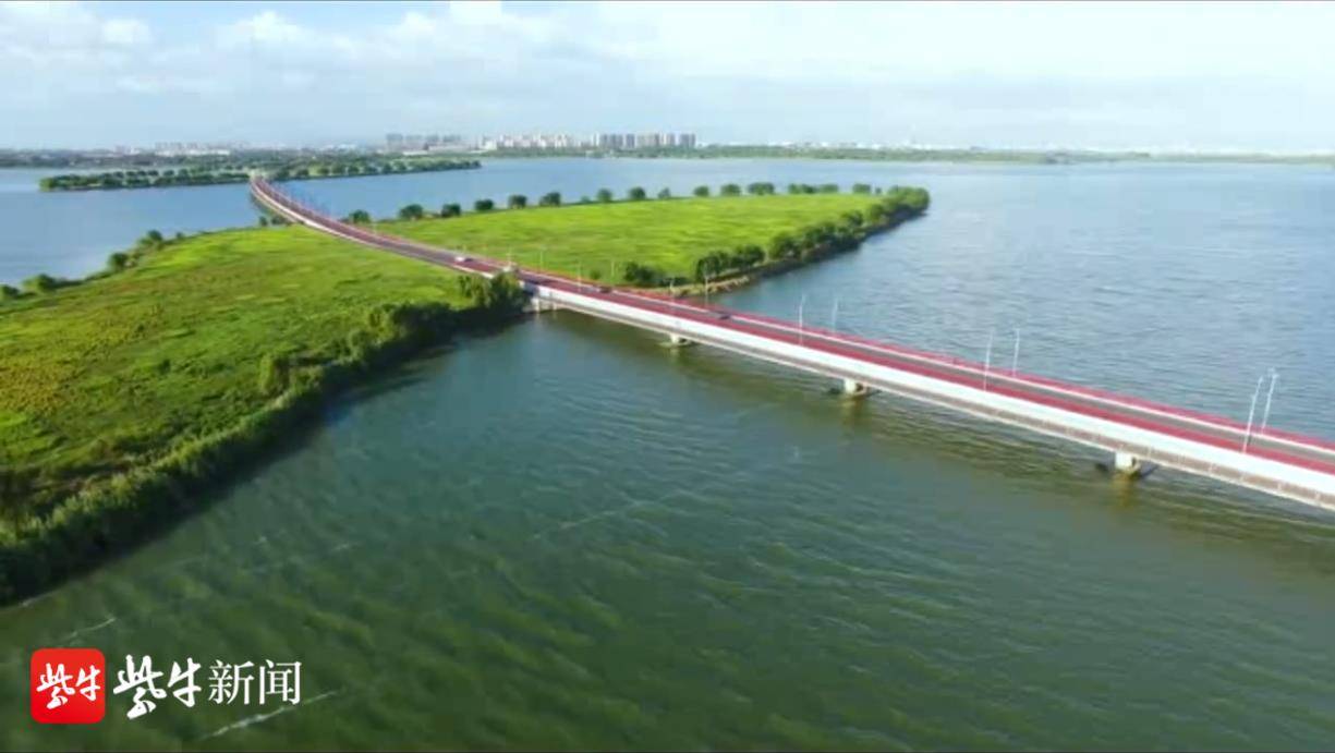 2014年,苏州市相城区漕湖街道成立,水乡农村转型为现代城区,人文荟萃