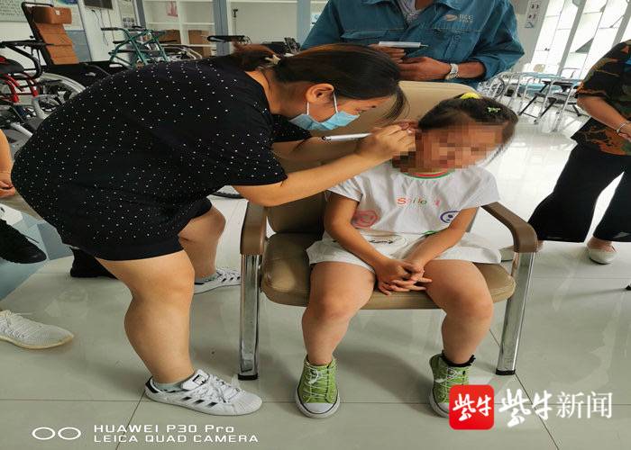 连云港市海州区残联开展残疾人助听器验配工作