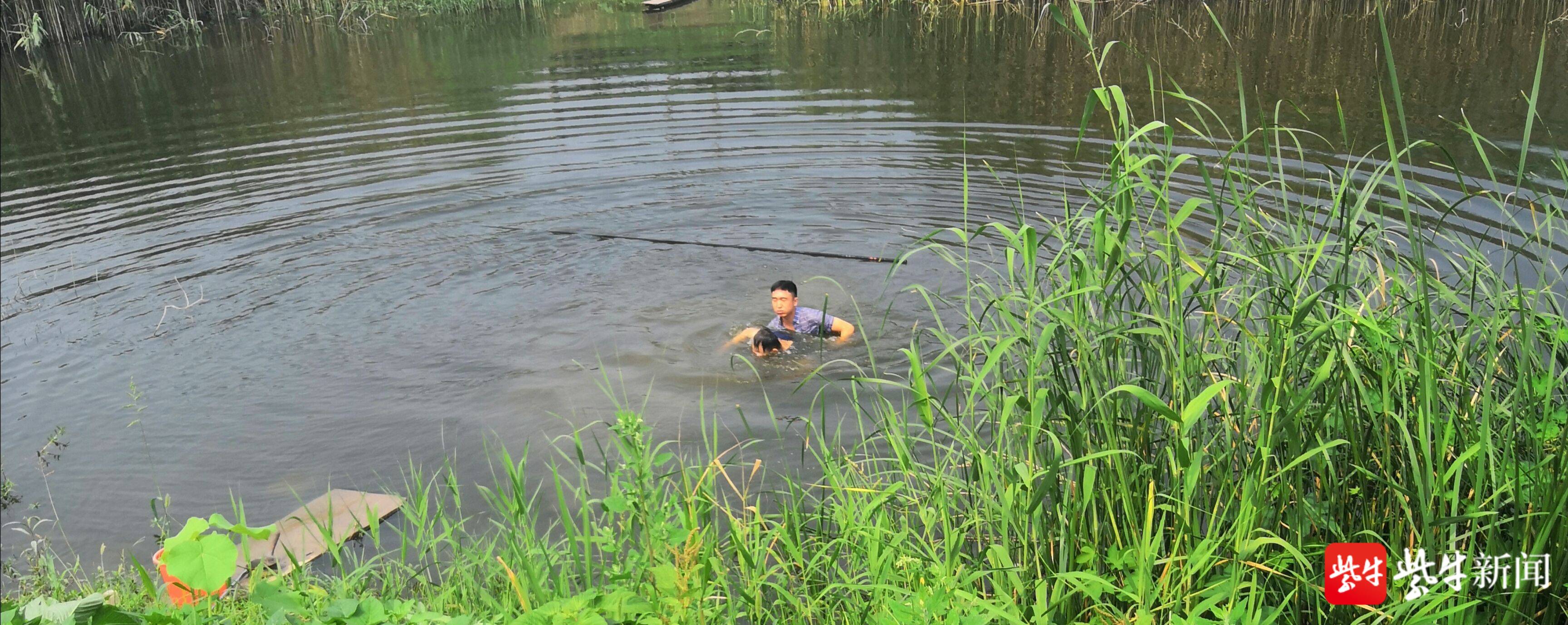 江大附院职工水中救人手臂划伤 被授予"江苏省见义勇为模范"