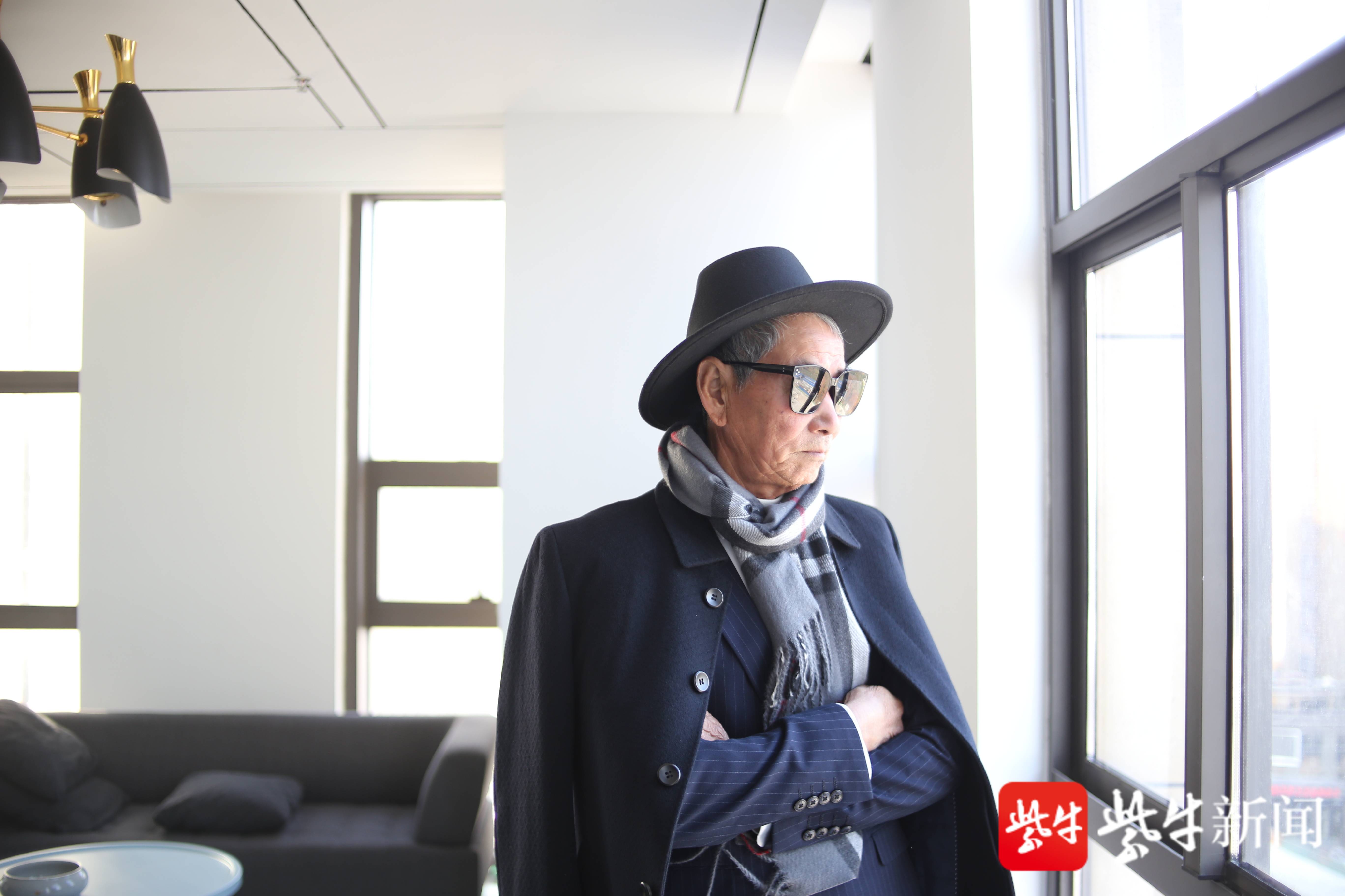 苏州常熟75岁环卫大爷变身"时尚潮男" 网友惊呼:颠覆了我对老年人的