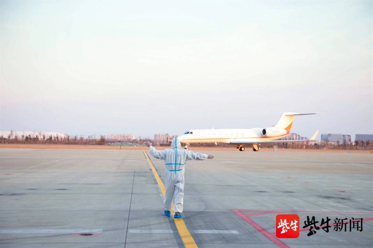 盐城机场迎来新年首架国际复工包机