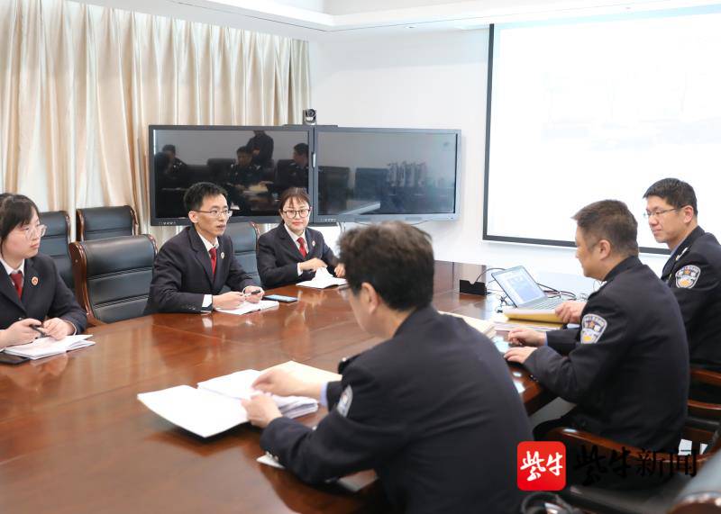 此外,针对讯问时韩某对其前科劣迹支支吾吾的情形,办案组又引导侦查