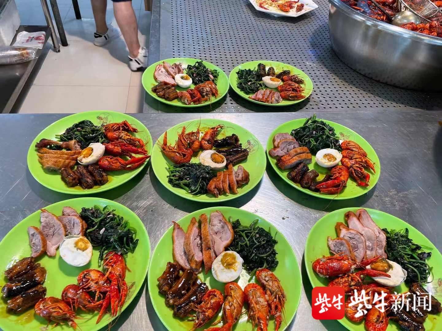 端午节 南理工食堂推出18元 五红 套餐打造浓浓节日味