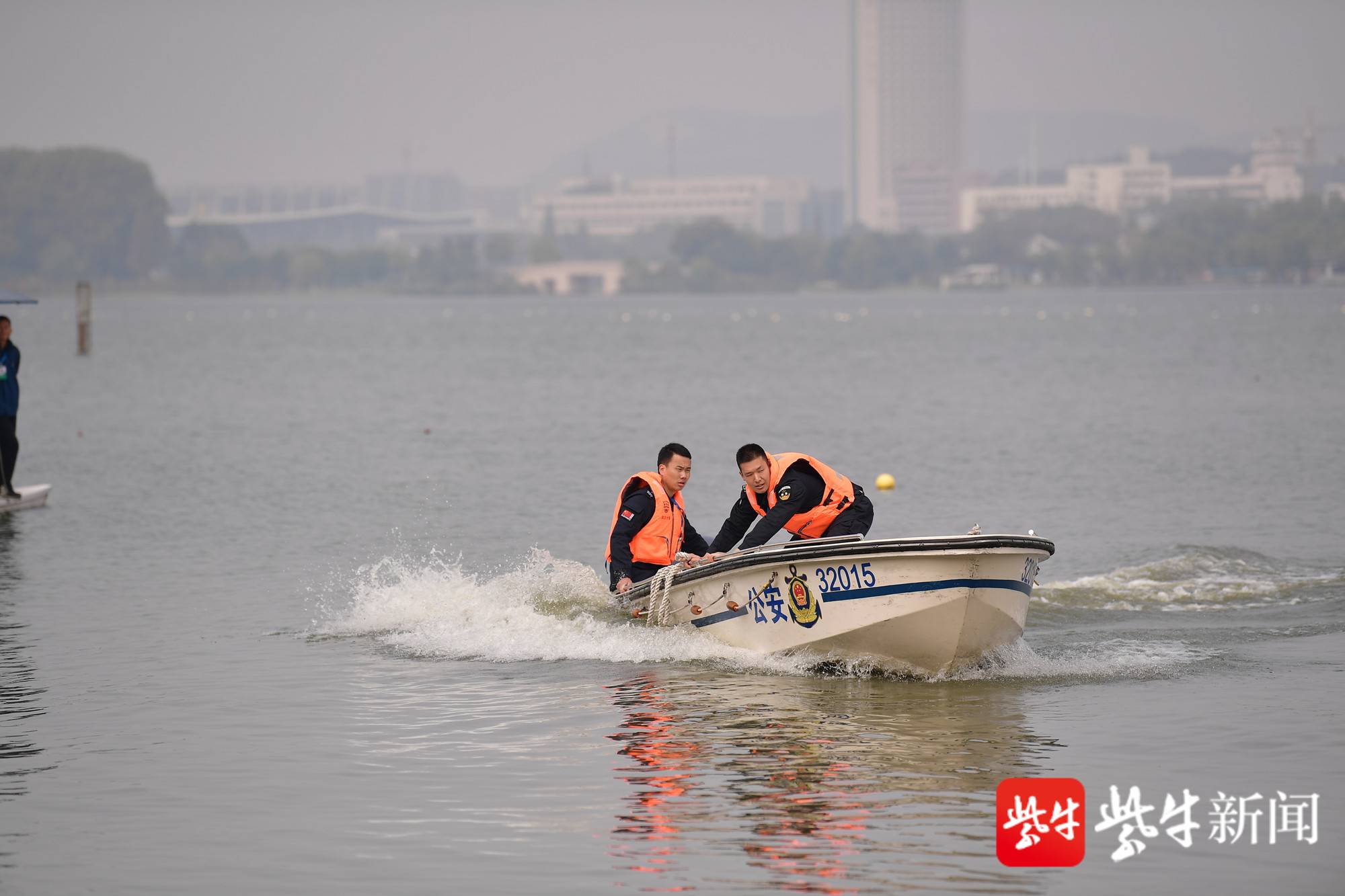 南京公安回应龙舟赛出局 www.yangtse.com