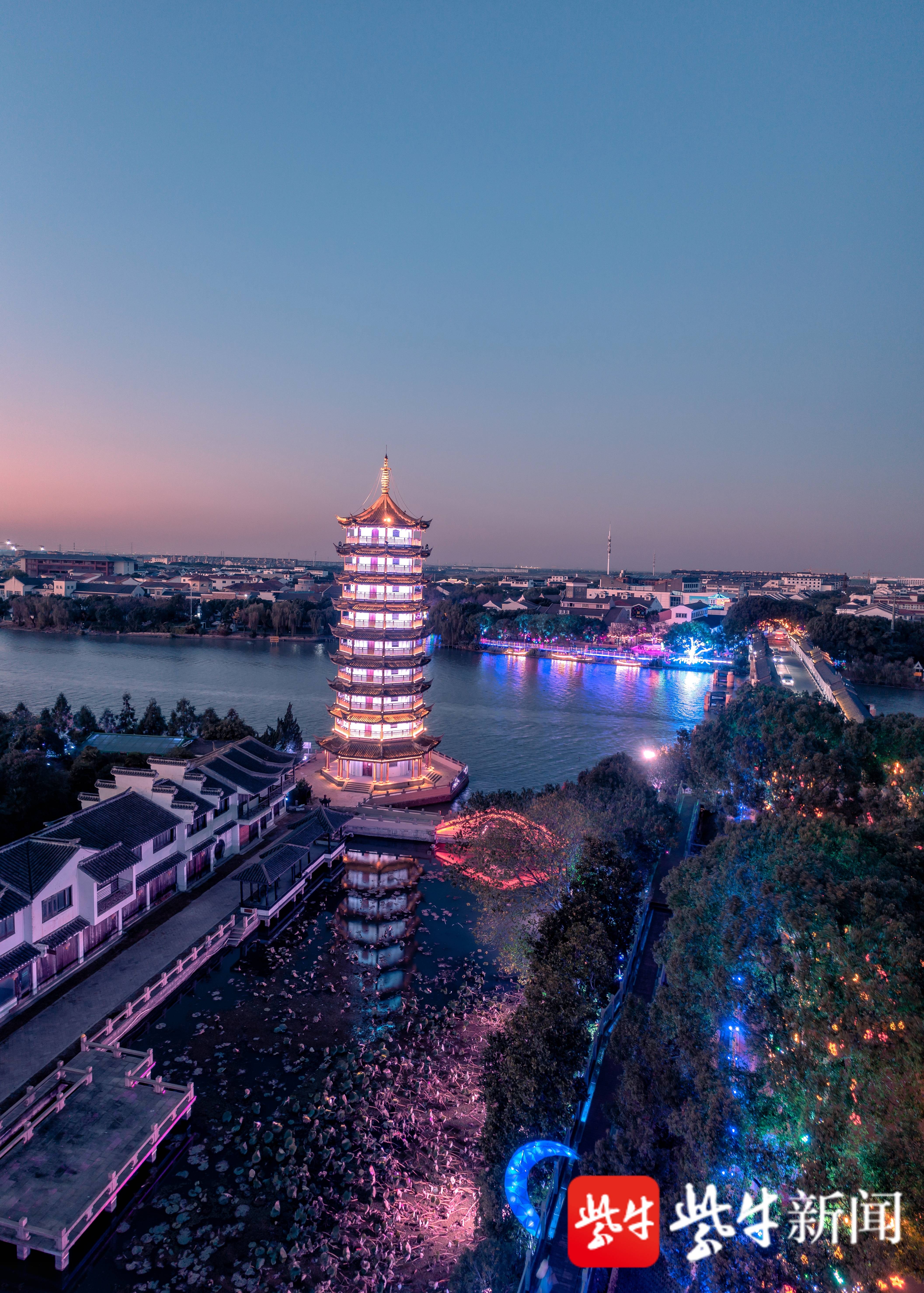 云海塔华灯初上