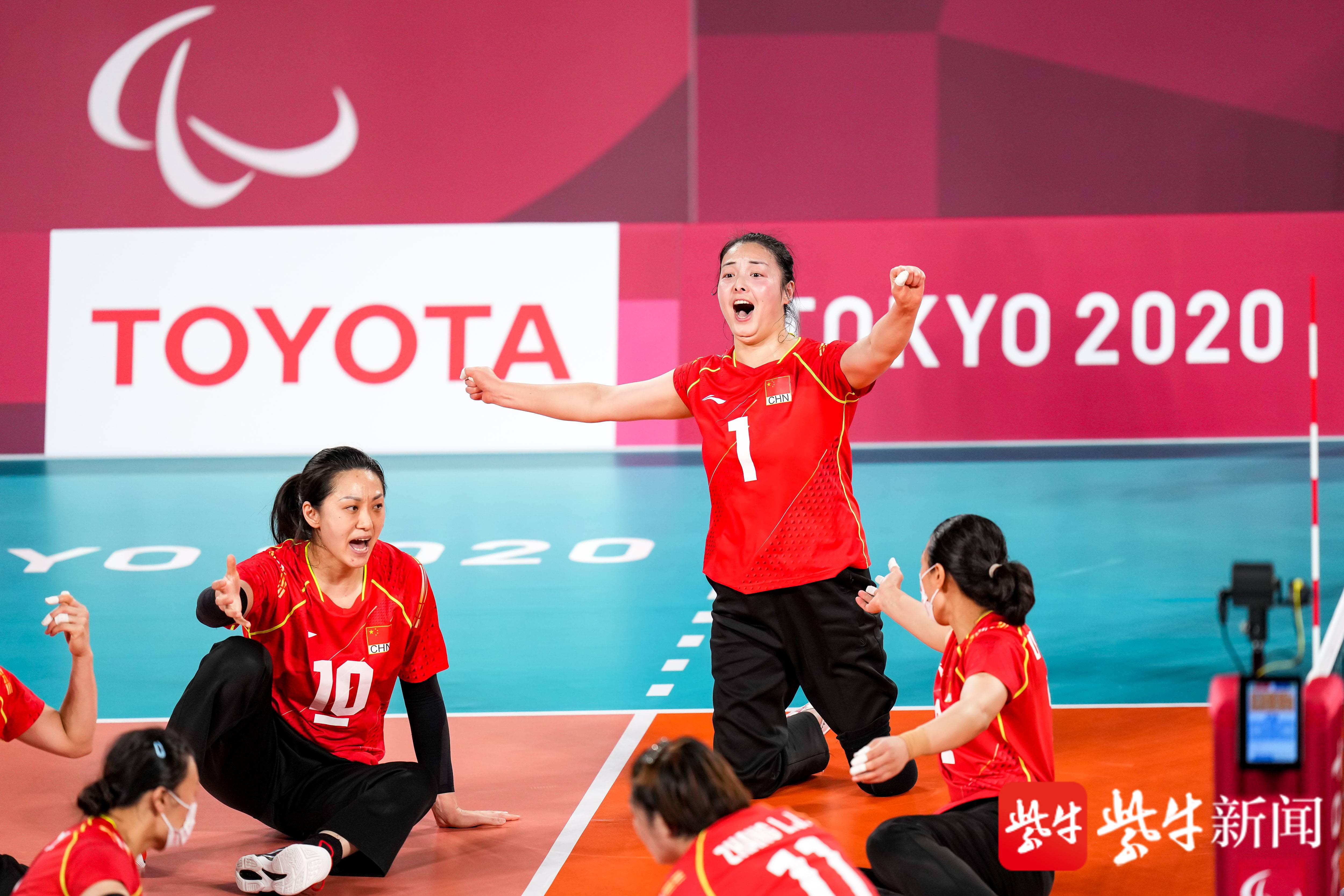 北京残奥会火炬手之一的唐雪梅因汶川大地震截肢获东京残奥会最佳主攻