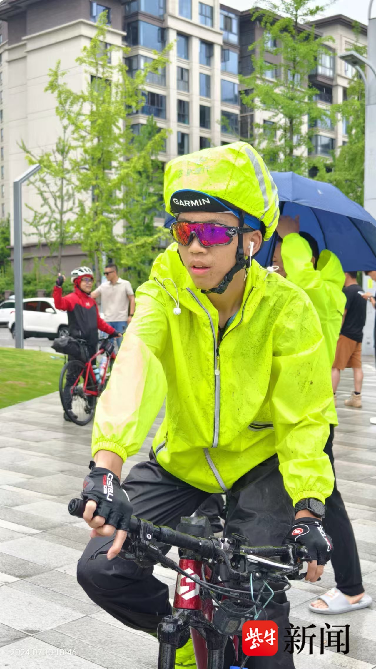 经风雨见世面！南京学子骑行川藏线23天抵达拉萨