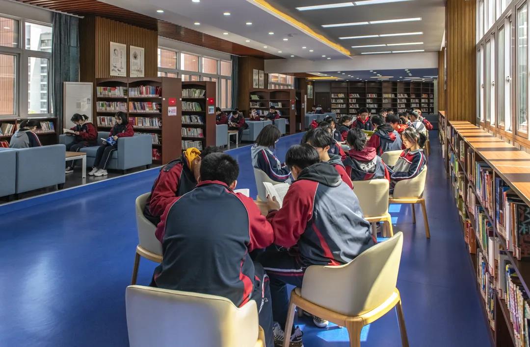 雨花台中学岱山图片