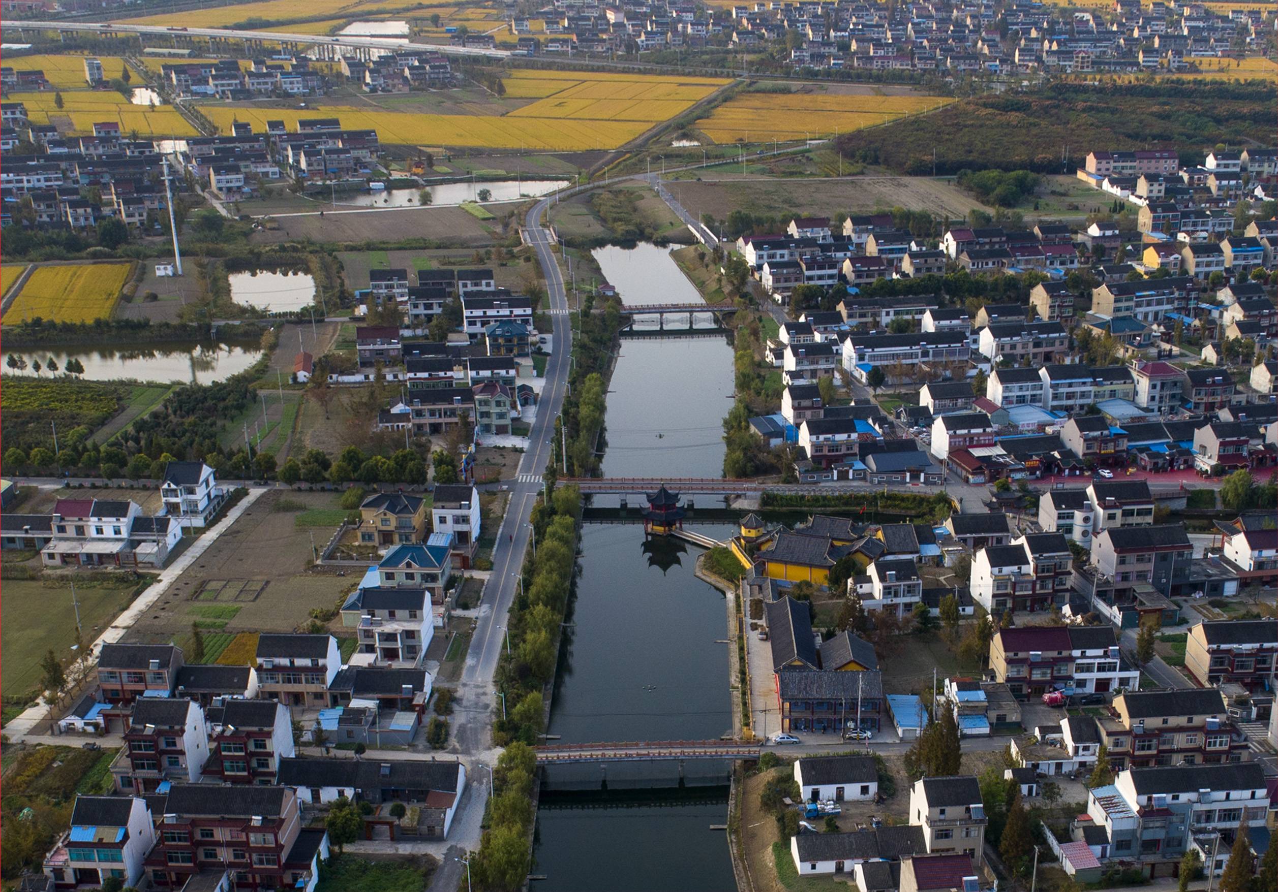 组图/江苏泰兴:美丽乡村游鼓起村民钱袋子