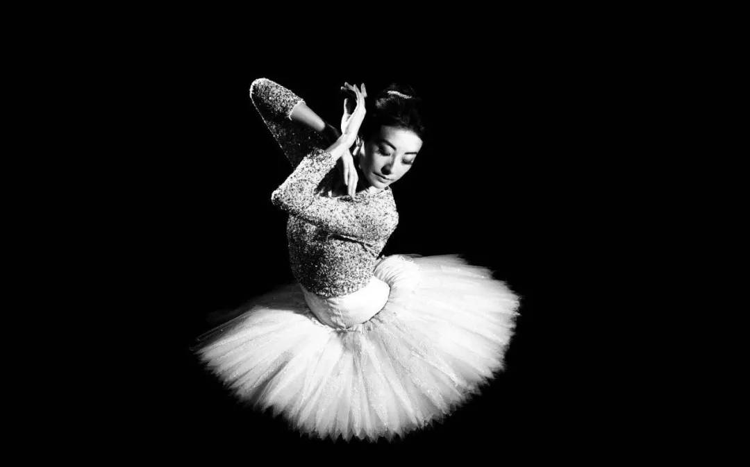 连续24年面临后浪的挑战和冲击,芭蕾公主谭元元谈顶级舞者之路