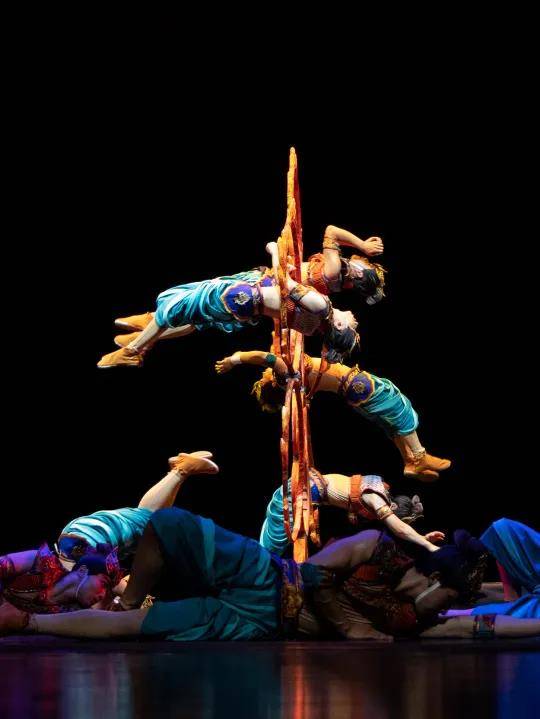 《丝路之旅·沙秀》一场融合杂技,舞蹈的诗意之旅