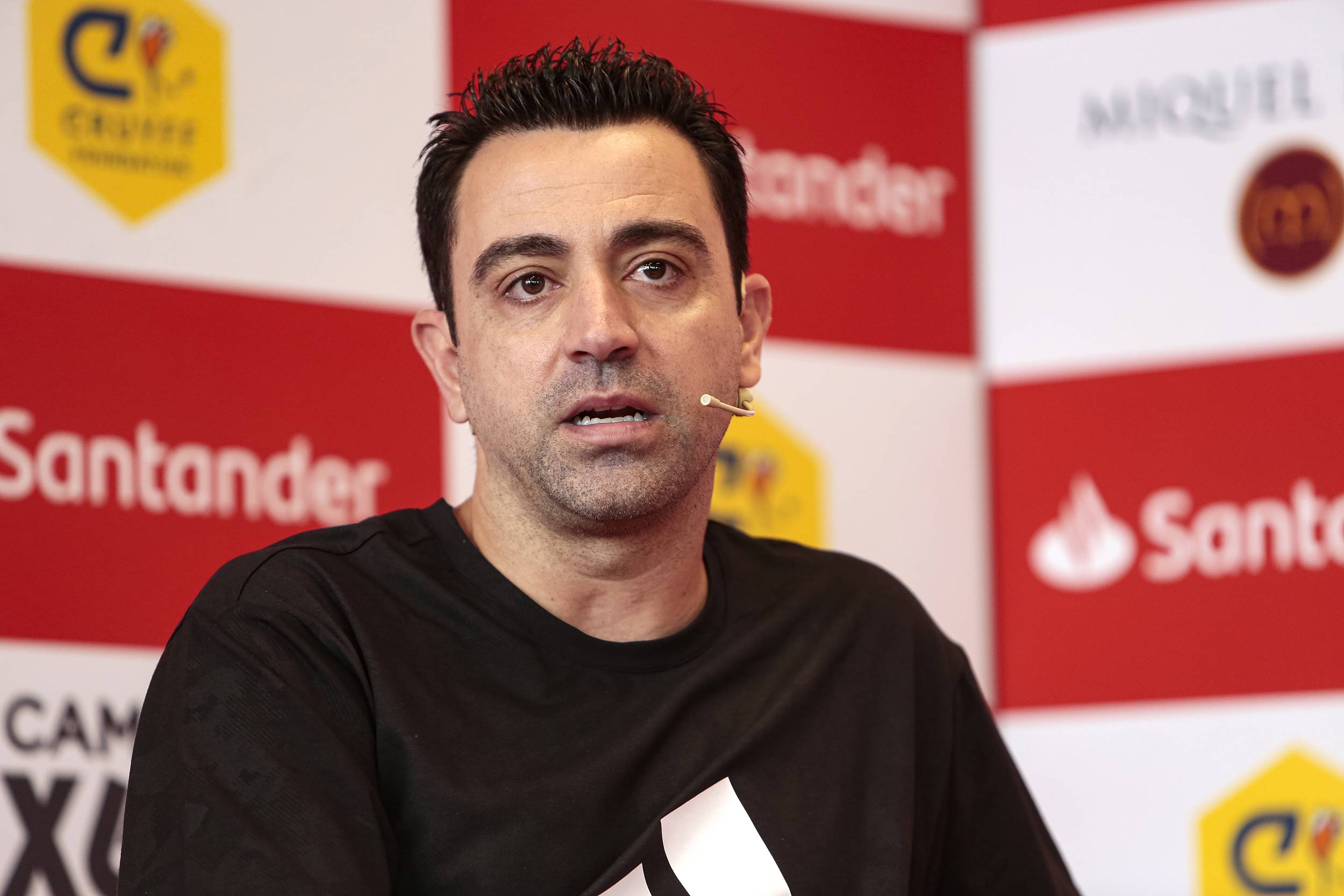 目前,哈维执教卡塔尔联赛豪门阿尔萨德,该队以7战全胜的战绩在联赛