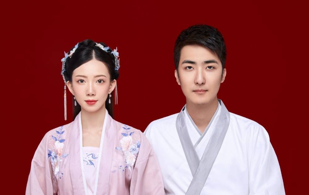 大唐不夜城最火的"不倒翁小姐姐"结婚啦!网友:再也不敢喊把手给我了