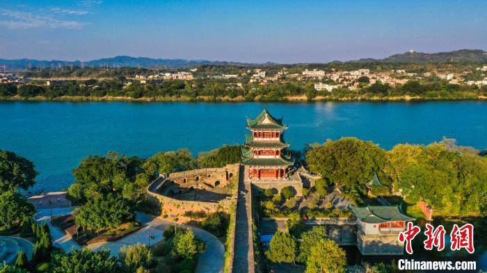 中国新闻社江西分社承办的此次航拍大师邀请赛,于9月25日在江西省赣州