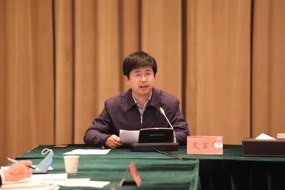 戴明忠一一列出需生态环境部审批的3个事项,需省生态环境厅审批的1个