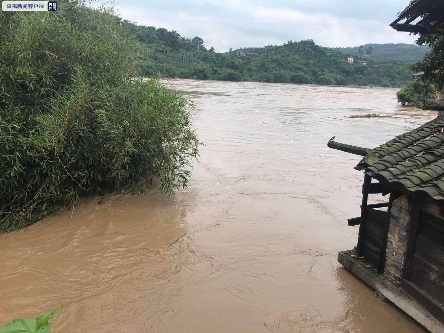 受本地降雨和上游来水影响 重庆江津广兴镇老街被淹