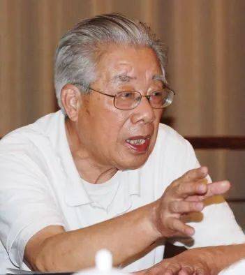 记者张振国病逝:53岁"弃官从文",从市委常委到党报记者