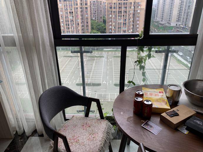 四川14岁女孩坠亡 生前疑遭一公司老板强奸致孕