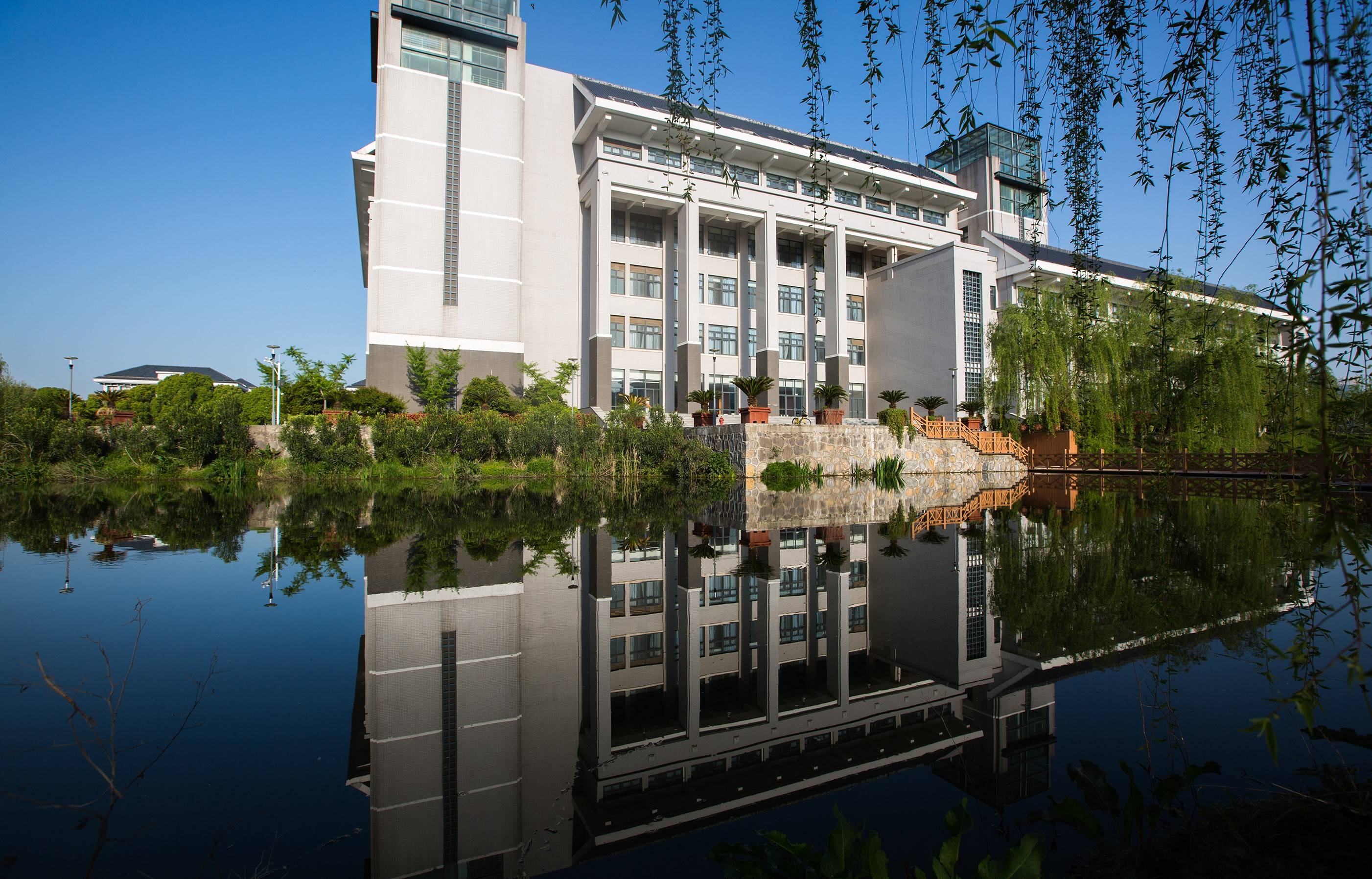 南京晓庄学院文理科师范专业(类)省内招生录取调整为本一批次