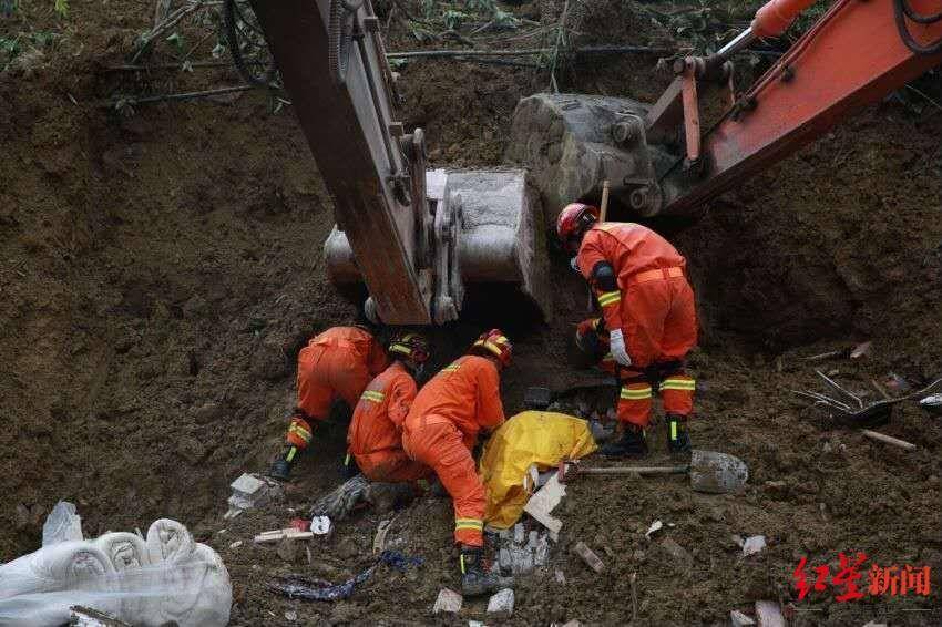 雅安汉源滑坡 当地称发现山体裂缝昨日已组织撤离,失联人员系撤离后