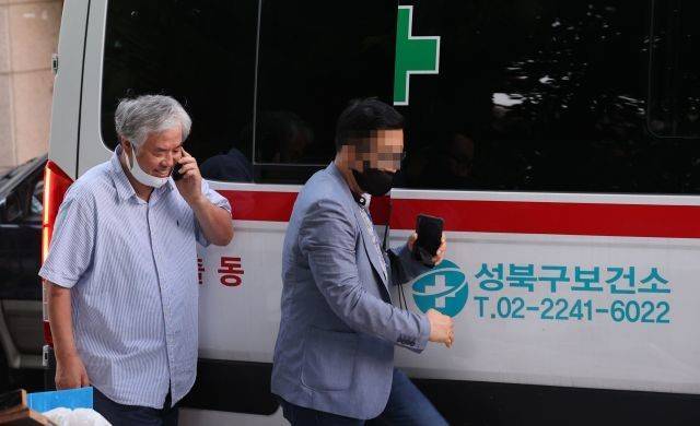 韩国"哈利路亚"牧师鞠躬道歉!感染新冠刚出院
