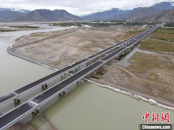 西藏拉日高速公路项目预计10月阶段通车