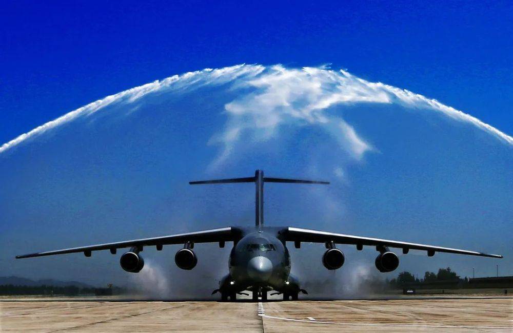 运-20高清组图来了!收藏这份"霸气"!