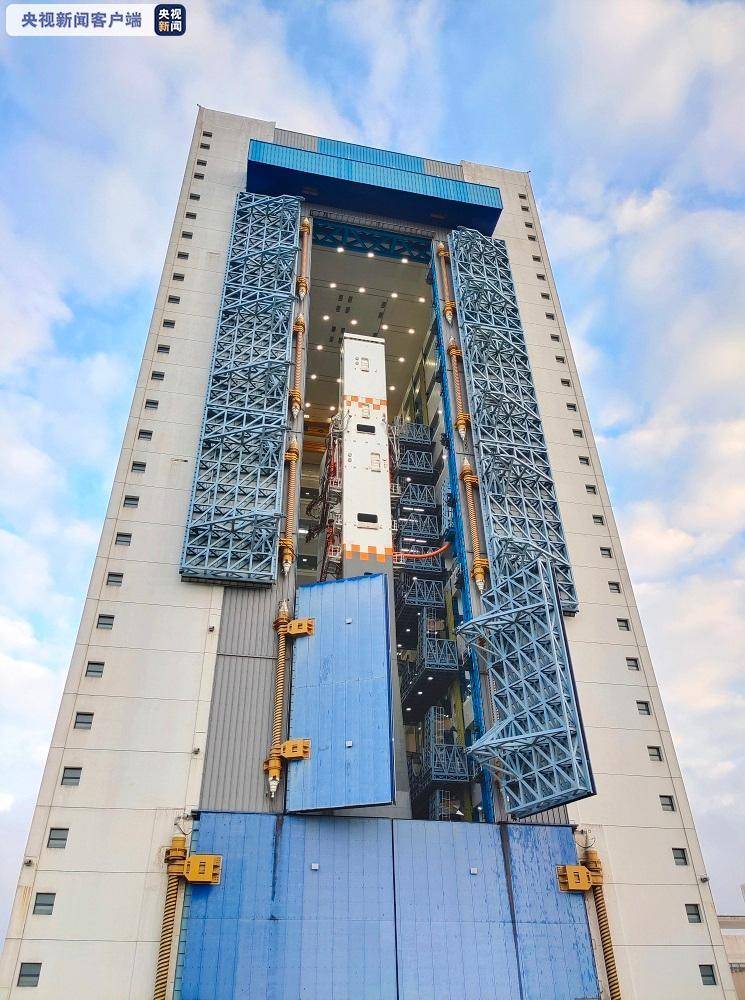 "长五"送"嫦五",出征!