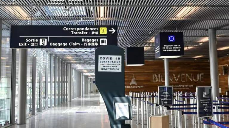 图源:巴黎奥利机场.(法新社)