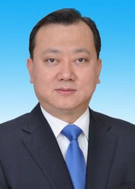 李丹任四川省内江市副市长,代理市长