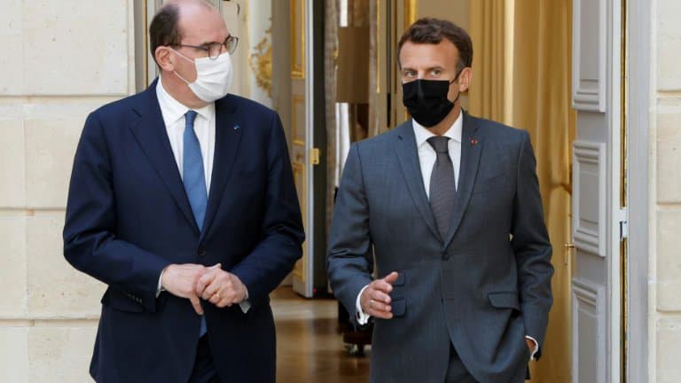 法国总统马克龙26称图片
