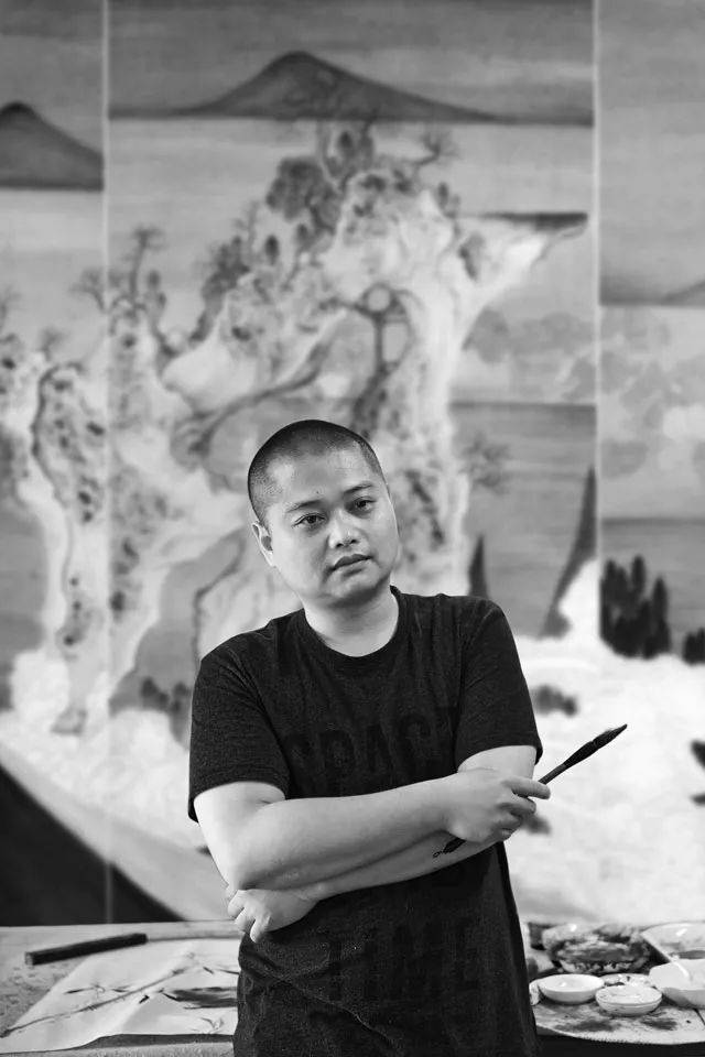 第七届扬子晚报艺术节|何柳:含刚健于婀娜
