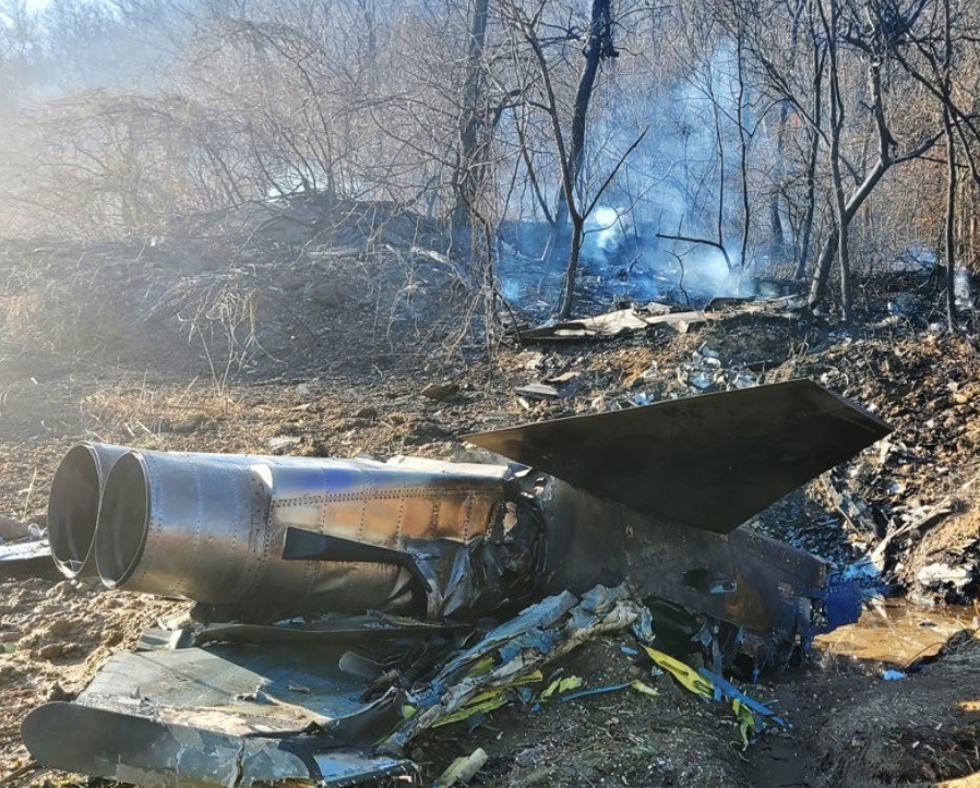 韩国战机坠毁瞬间曝光撞山后升起巨大火球飞行员身亡
