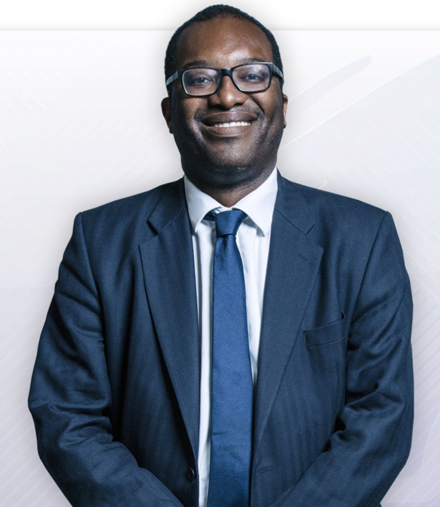 英国新内阁要职首次无白人男性美媒 强硬移民政策不会变