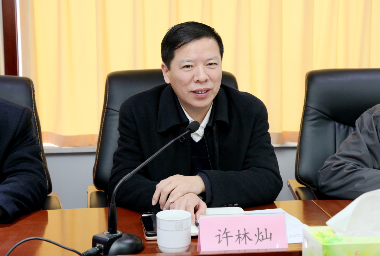 扬州政法委书记图片
