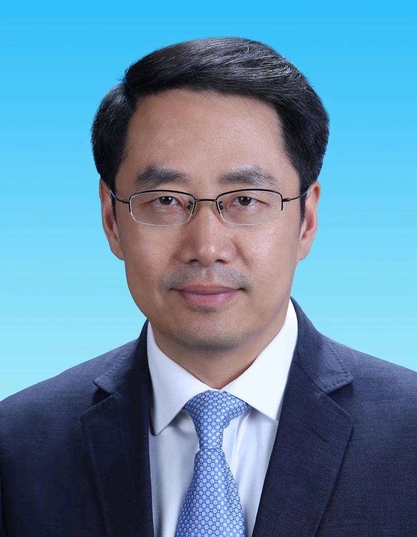 获研究生学历,公共管理硕士学位); 2013年5月 任东台市委副书记,代