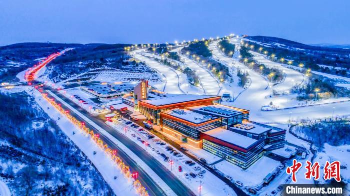 吉林長春天定山滑雪場.長春市文化廣播電視和旅遊局 供圖