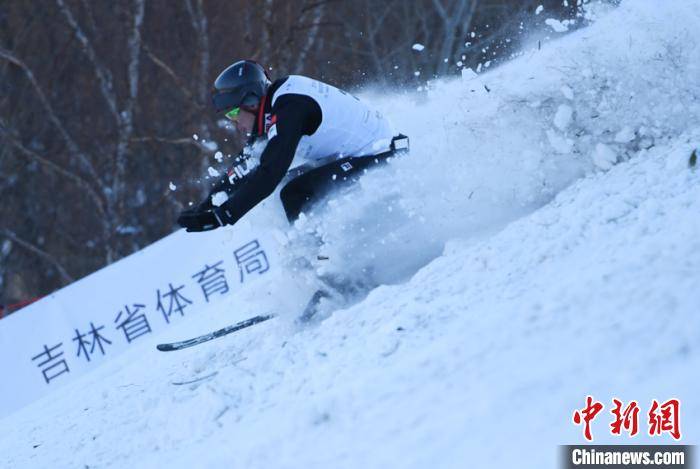 报告:冬奥会推动中国冰雪产业快速发展已成战略性产业