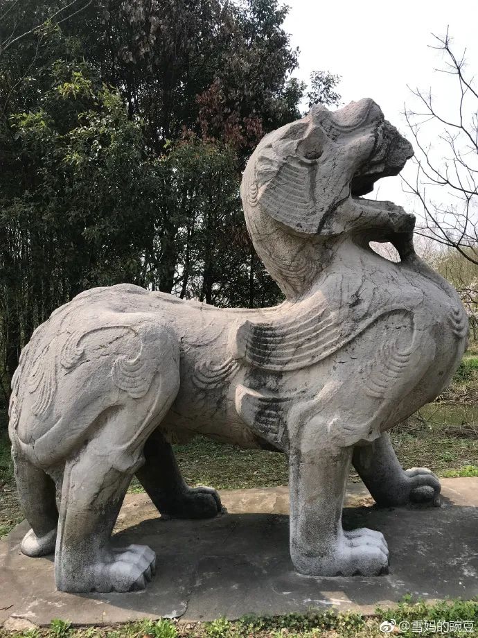 如果1500年前的文物会说话苏小游带你实地探访南京貔貅