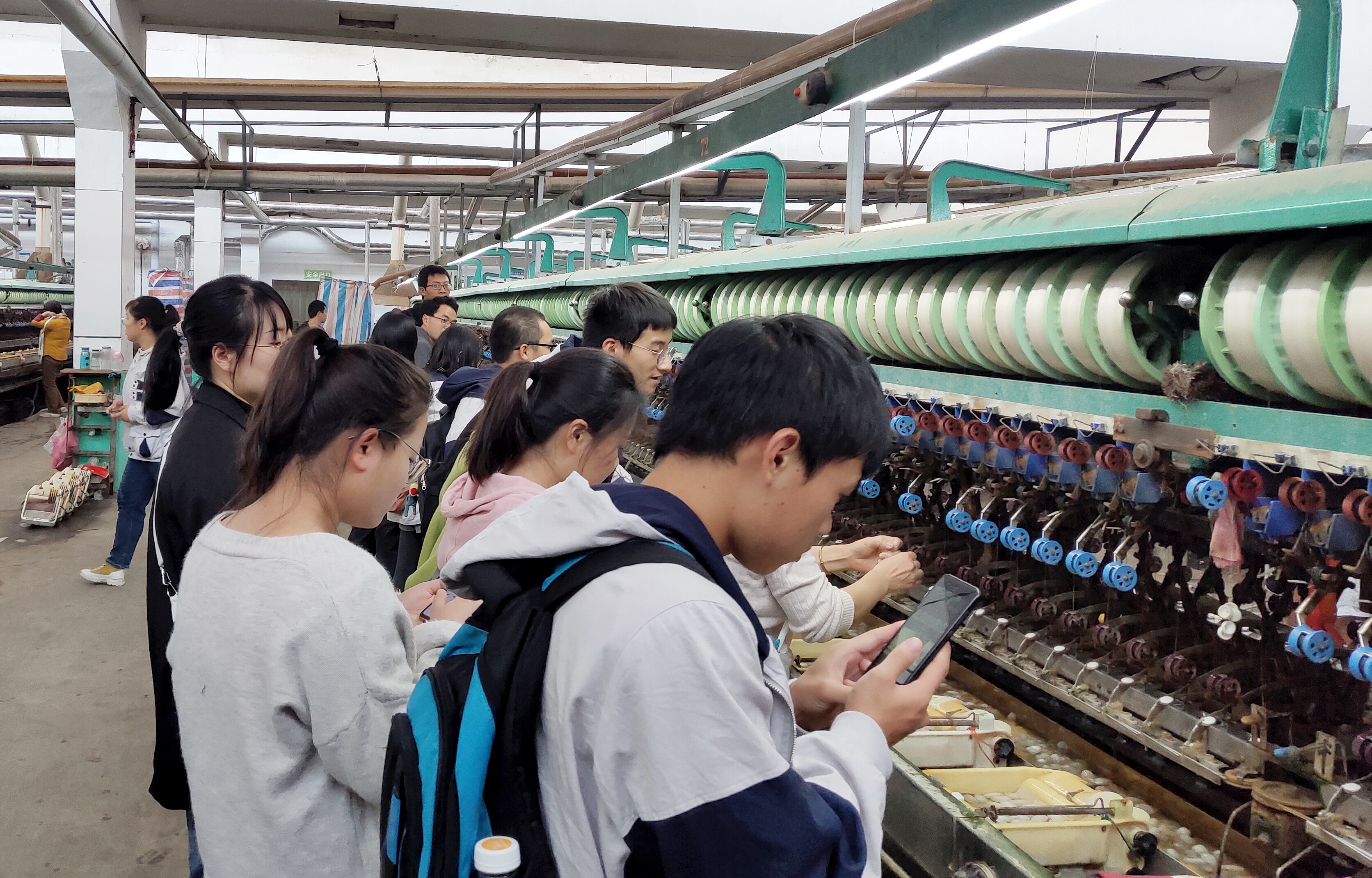 招聘丝厂_中丝织染公司招聘图片(4)