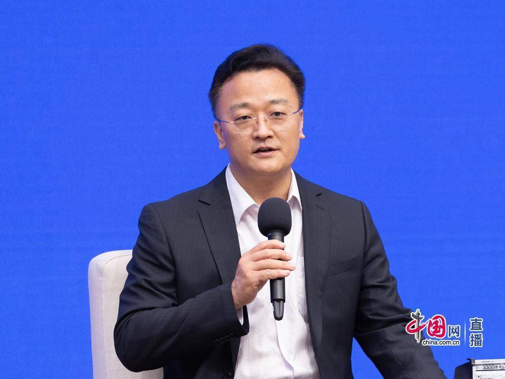 
                        4:3图片