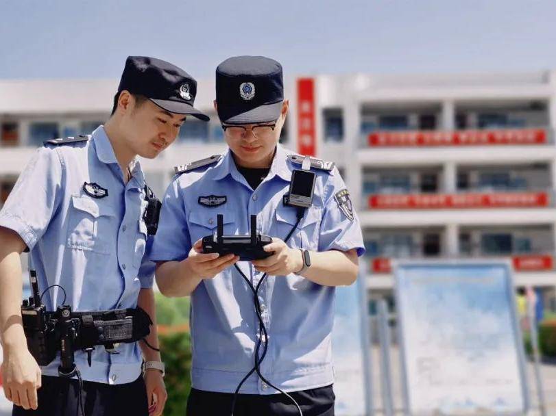 
                        4:3图片